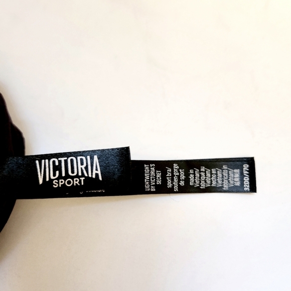 EUC BUNDLE OF 2 PURPLE VICTORIA'S SECRET LIGHTWEIGHT SPORTS BRAS 32DD - Picture 6 of 6